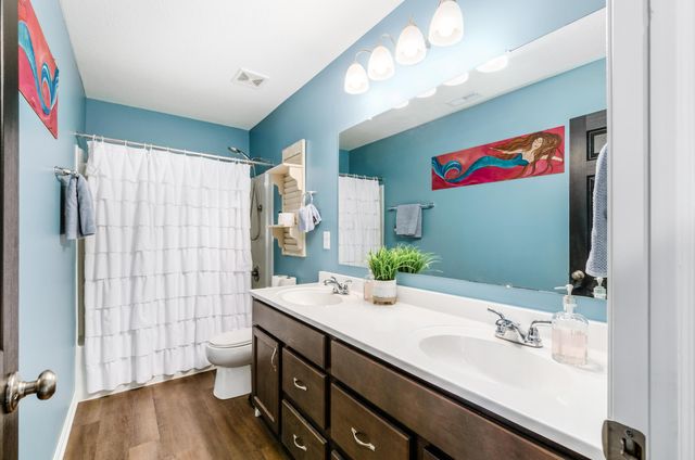 5004 Yenko Court, South Bloomfield, OH 43103