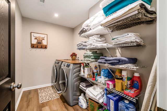 5004 Yenko Court, South Bloomfield, OH 43103