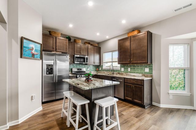 5004 Yenko Court, South Bloomfield, OH 43103