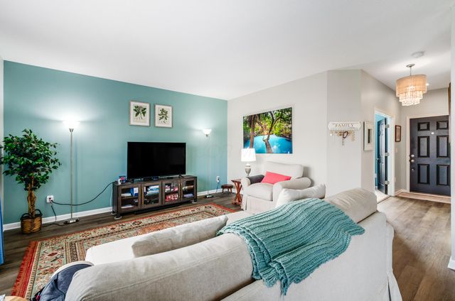 5004 Yenko Court, South Bloomfield, OH 43103