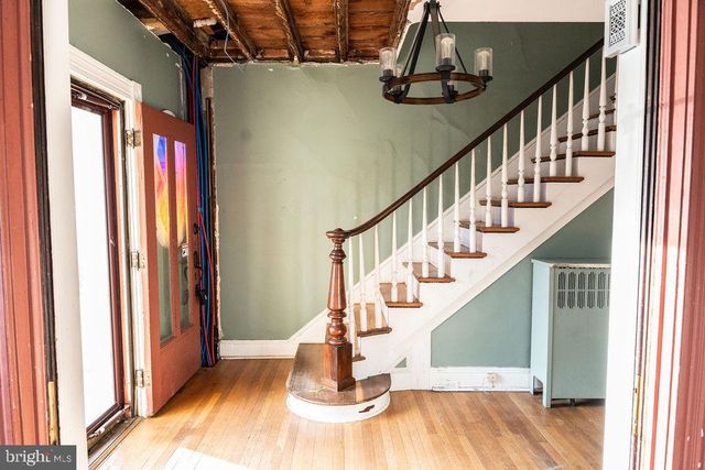 209 S MAPLE AVE, Martinsburg, WV 25401