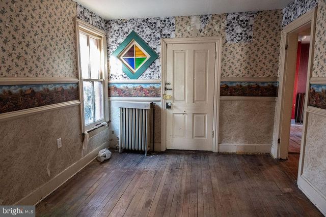 209 S MAPLE AVE, Martinsburg, WV 25401