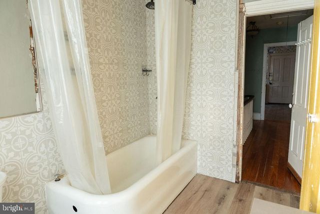 209 S MAPLE AVE, Martinsburg, WV 25401