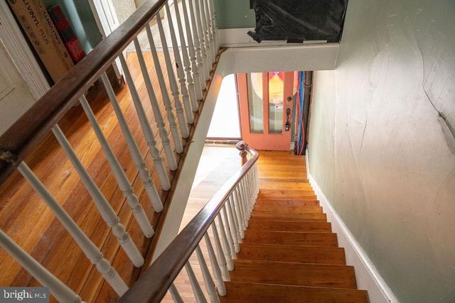 209 S MAPLE AVE, Martinsburg, WV 25401