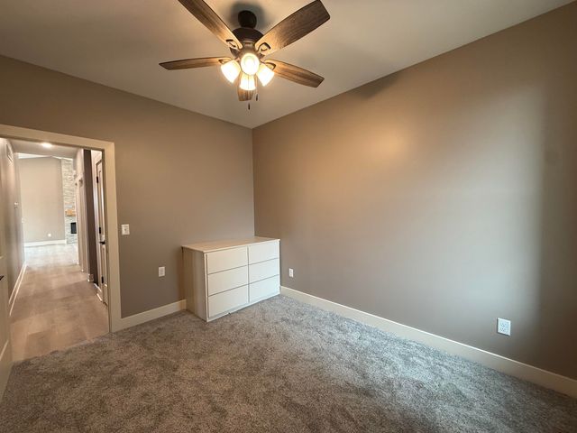 3513 S Bluelake St, Wichita, KS 67215