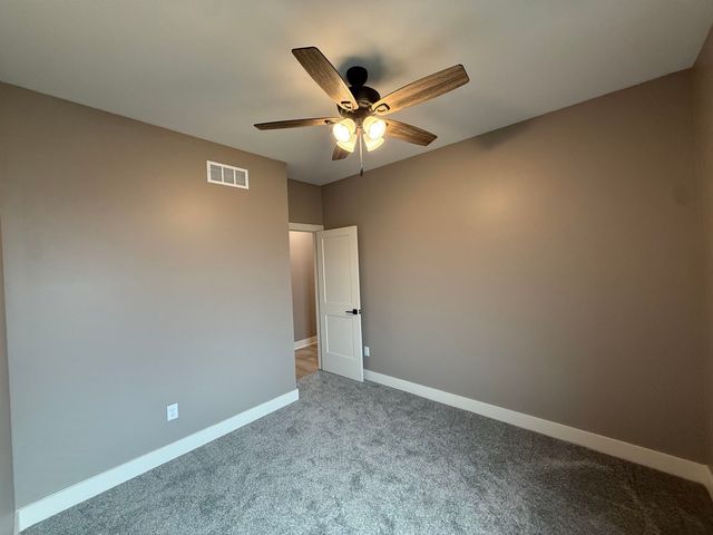 3513 S Bluelake St, Wichita, KS 67215