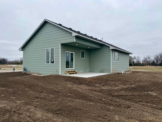 3513 S Bluelake St, Wichita, KS 67215