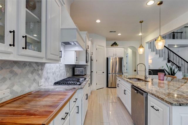 29903 Spring Side Court, Fulshear, TX 77441