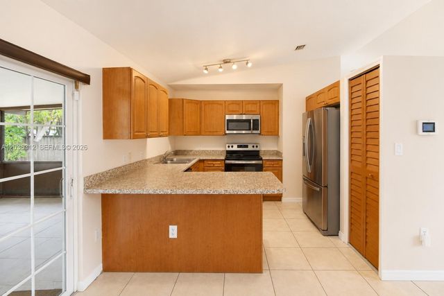 19103 SW 319th St, Homestead, FL 33030