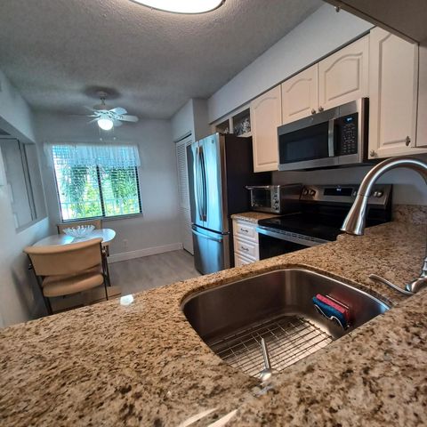 7260 Kinghurst Drive 406, Delray Beach, FL 33446