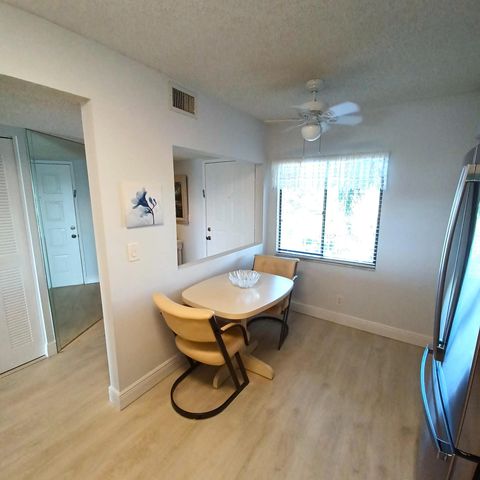 7260 Kinghurst Drive 406, Delray Beach, FL 33446