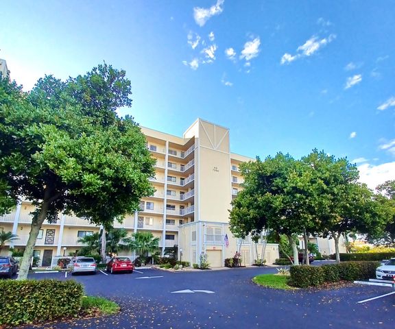 7260 Kinghurst Drive 406, Delray Beach, FL 33446