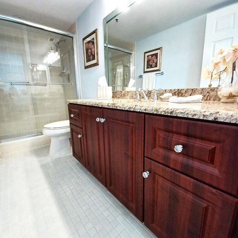 7260 Kinghurst Drive 406, Delray Beach, FL 33446