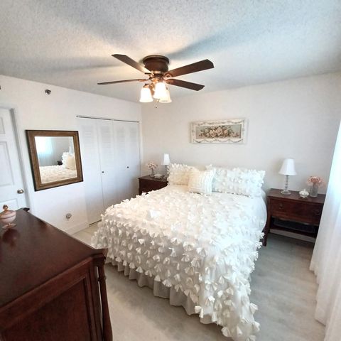 7260 Kinghurst Drive 406, Delray Beach, FL 33446