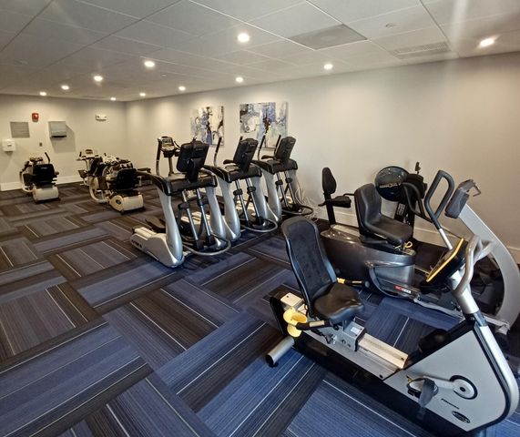 7260 Kinghurst Drive 406, Delray Beach, FL 33446