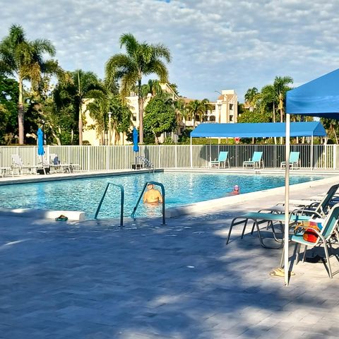7260 Kinghurst Drive 406, Delray Beach, FL 33446