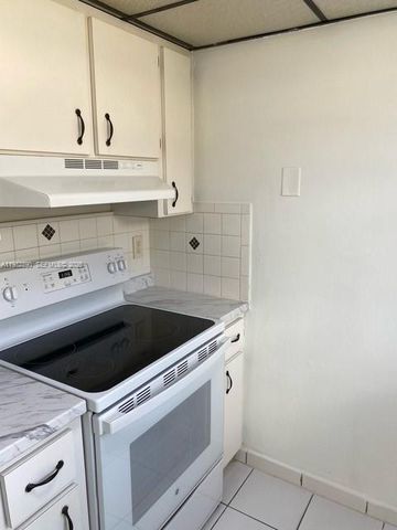 15475 SW 80th St 102-15, Miami, FL 33193