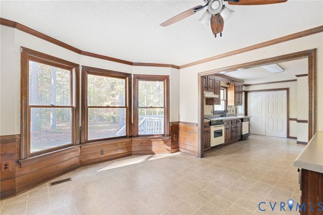 1211 Bradbury Ct, Moseley, VA 23120