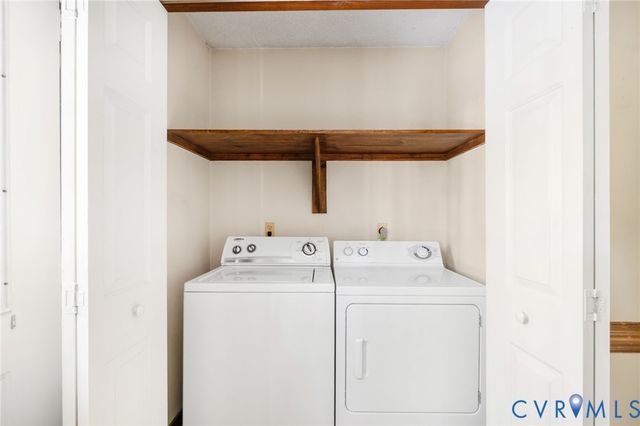 1211 Bradbury Ct, Moseley, VA 23120