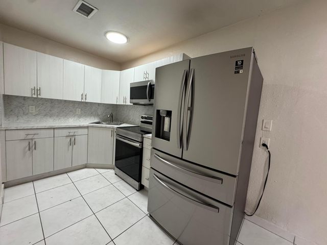 3540 NW 95th Terrace, Miami, FL 33147