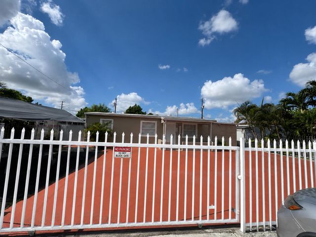 3540 NW 95th Terrace, Miami, FL 33147