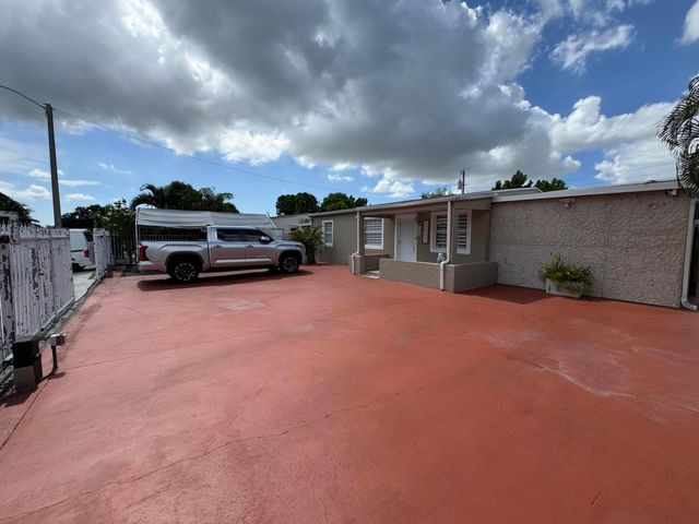 3540 NW 95th Terrace, Miami, FL 33147