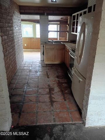 431 Sonoita Avenue, Patagonia, AZ 85624