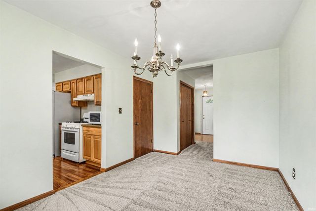 58364 Ironwood Drive, Elkhart, IN 46516