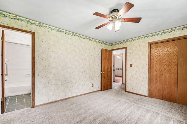 58364 Ironwood Drive, Elkhart, IN 46516