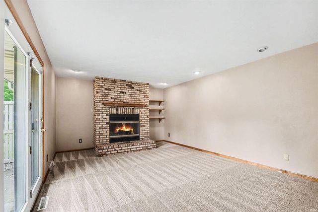 58364 Ironwood Drive, Elkhart, IN 46516