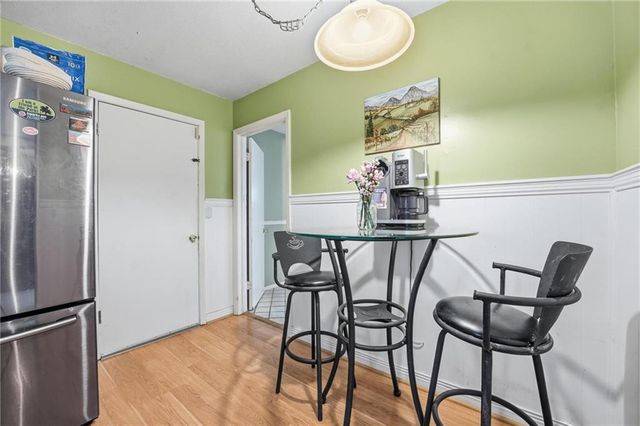 10425 Richmond Avenue, Kansas City, MO 64134