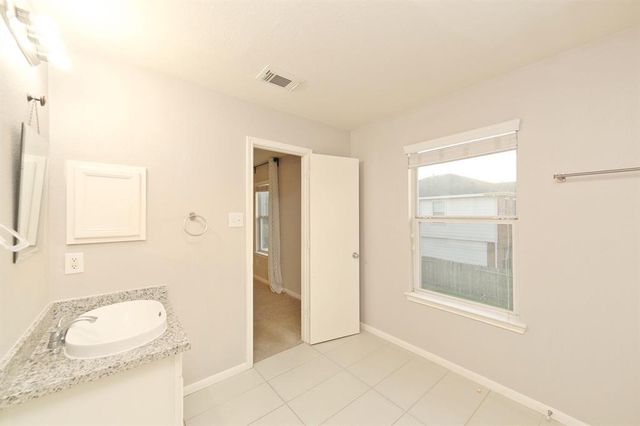 2002 Declaration Drive, Missouri City, TX 77459