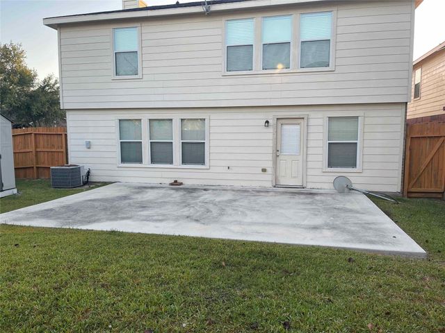 2002 Declaration Drive, Missouri City, TX 77459