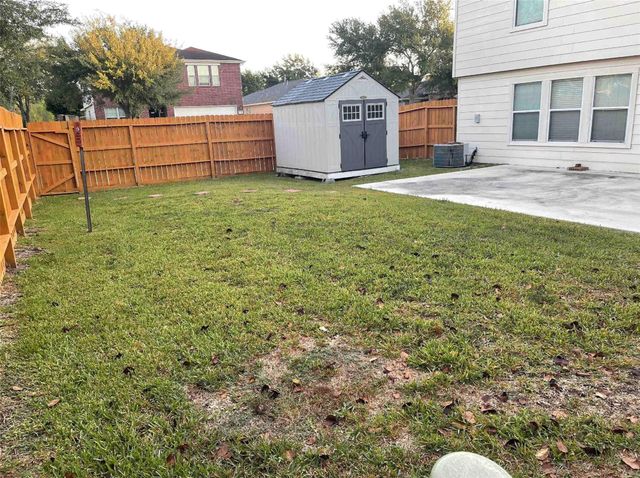 2002 Declaration Drive, Missouri City, TX 77459