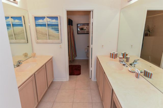 1567 SW Harbour Isles Circle, Port St. Lucie, FL 34986
