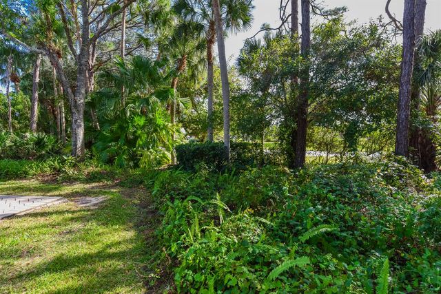 1567 SW Harbour Isles Circle, Port St. Lucie, FL 34986