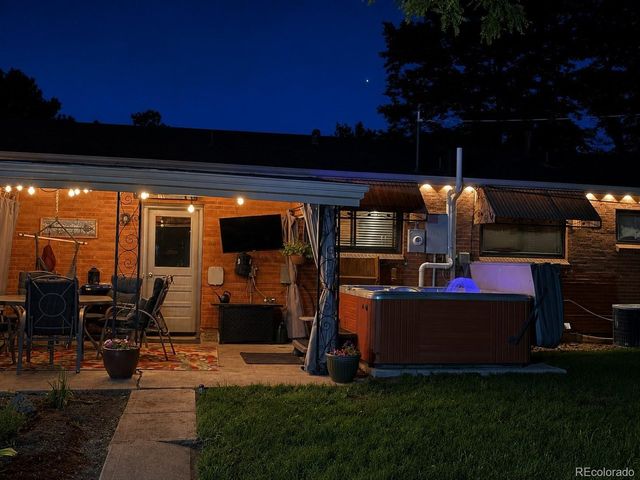 2242 S Meade St, Denver, CO 80219