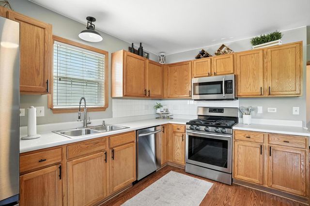 2064 Sutcliffe Drive, Romeoville, IL 60446