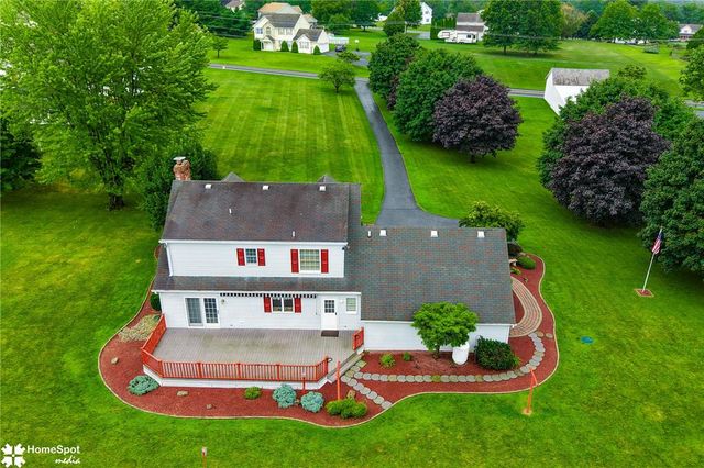 2642 Community Drive, Moore Twp, PA 18014