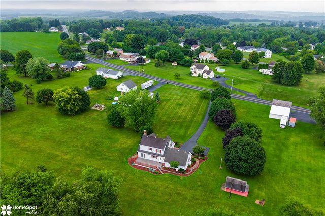 2642 Community Drive, Moore Twp, PA 18014