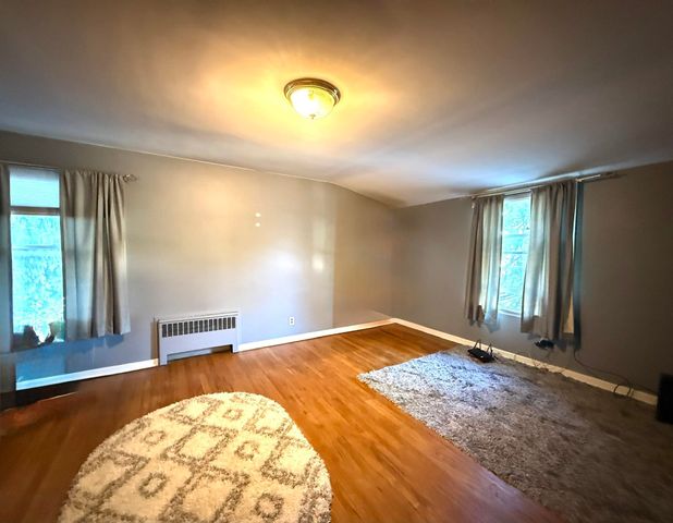 210 Pendleton Street, Bay City, MI 48708
