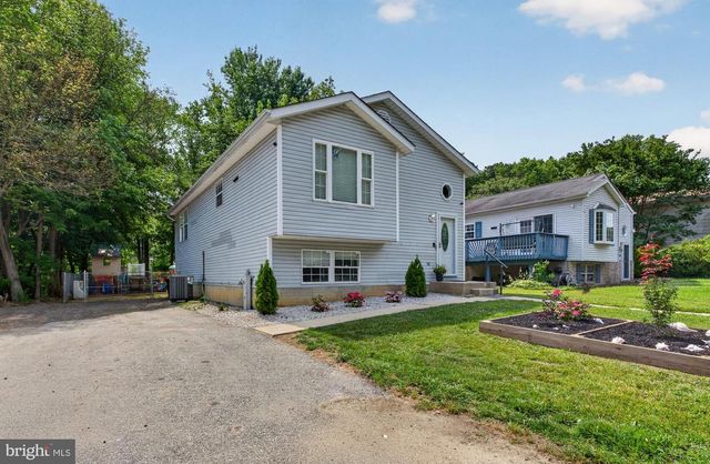 2821 WILLOW AVE, Sparrows Point, MD 21219