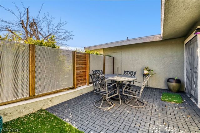 1692 Seneca Lane, Las Vegas, NV 89169