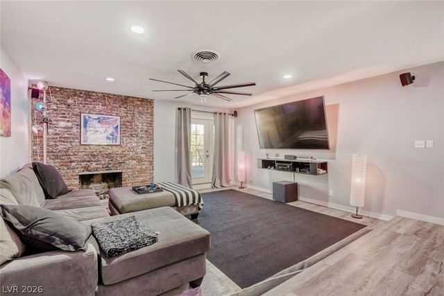 1692 Seneca Lane, Las Vegas, NV 89169