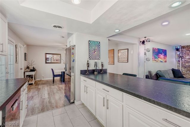 1692 Seneca Lane, Las Vegas, NV 89169