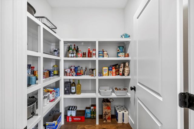 4411 E Hidden Oak Street, Springfield, MO 65802