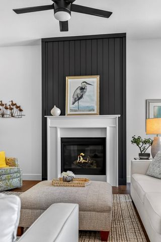 4411 E Hidden Oak Street, Springfield, MO 65802