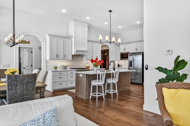 4411 E Hidden Oak Street, Springfield, MO 65802