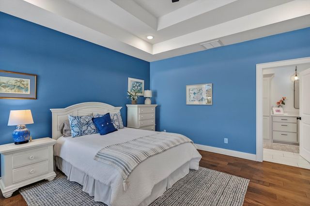 4411 E Hidden Oak Street, Springfield, MO 65802