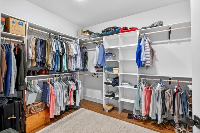 4411 E Hidden Oak Street, Springfield, MO 65802